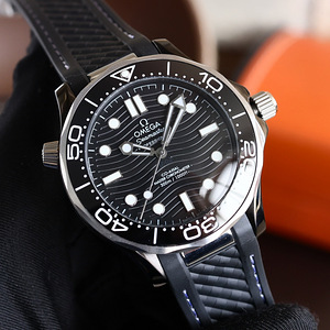 Uued meeste käekellad Omega Seamaster (1 foto / 5)