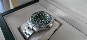 Uued meeste käekellad Rolex Submariner "Hulk" (2 foto / 5)