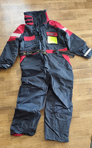 Ujuvülikond Mullion Aquafloat Superior Suit XXXL (2 foto / 10)