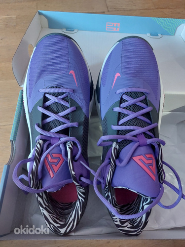 Кроссовки Nike Zoom Freak 4, размер 45,5 (фото #1)