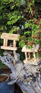 Täispuidust lindude söögimaja 240x210x150 (1 foto / 2)
