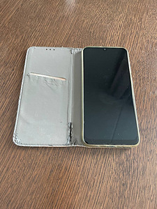 Samsung Galaxy A50 128 ГБ (8 фото из 8)