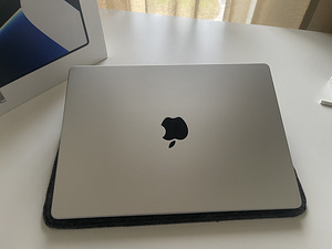 MacBook Pro 14" M1 10C 16GPU 16RAM 1TB (2 foto / 7)
