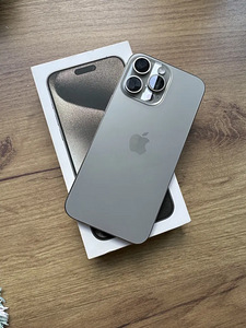 iPhone 15 pro max 256GB Natural Titanium (1 фото из 4)