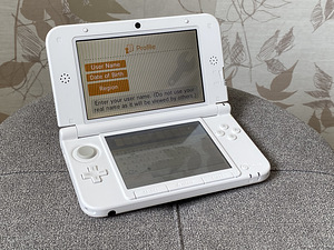 Nintendo 3DS XL (Valge) + SD-card (4 foto / 4)