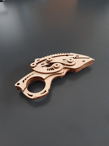 Kokkupandav Karambit (3 foto / 7)