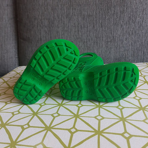 Kummisaapad Crocs, suurus C8 (25) (2 foto / 3)