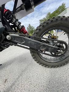 Питбайк 125cc (9 фото из 10)