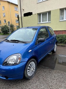 Toyota Yaris 2002a. (2 foto / 8)