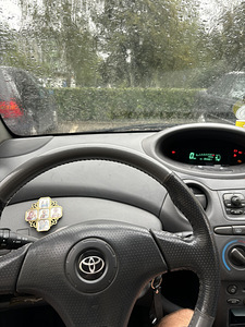Toyota Yaris 2002a. (6 foto / 8)