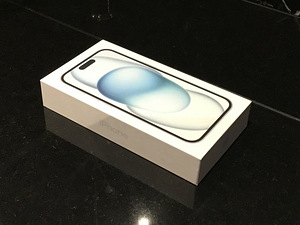 iPhone 15, Blue, 128GB (1 foto / 2)