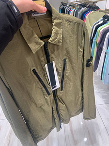 Stone Island (3 foto / 5)