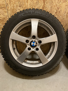 BMW 5x120 205/55/R16 talverattad lamelliga (1 foto / 10)