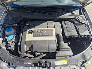 Audi S3 (4 foto / 5)