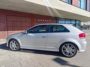 Audi S3 (5 foto / 5)
