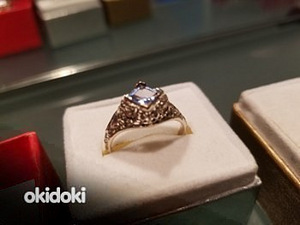 Кольцо с натуральным аквамарином, белое золото, 585 проба (2 фото из 10)