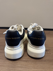 Naiste Alexander McQueen tossud (3 foto / 3)