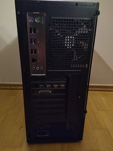 Xeon E5-2643/X99/16GB RAM/NVMe 256GB/GTX 1070 8GB (6 foto / 9)