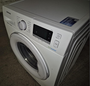 Pesumasin Samsung WW80J5426DW 8kg 1400p (2 foto / 4)