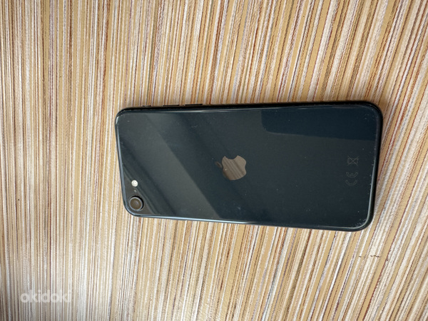 iPhone SE 2020 64GB (фото #4)