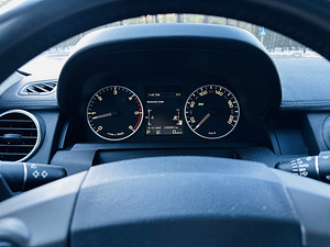 Land Rover Discovery 4 HSE Luxury (11 foto / 13)