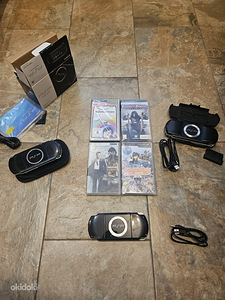 Sony Playstation Portable Slim 3000 Psp 2000 PSP 1000 (2 foto / 2)