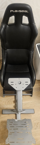 Playseat Evollution + Держатель КПП