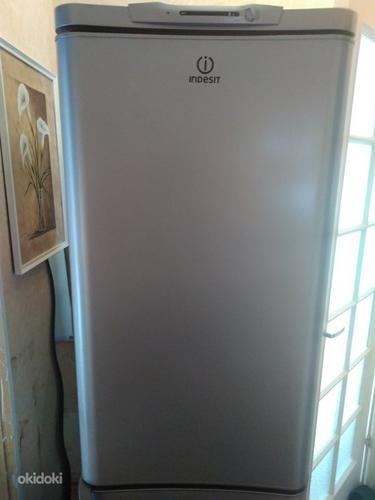 Холодильник Indesit 185 см (фото #2)