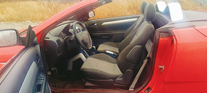 Opel Tigra Red Roadster (9 foto / 12)