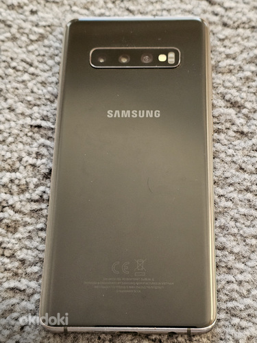 Samsung Galaxy S10+ (фото #3)