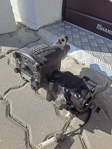 BMW e38 roolivõimendi käigukast (2 foto / 2)