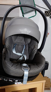 Cybex (5 foto / 5)