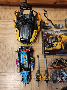 Legotehniku vanametalli osad 42124 ja 42114 (5 foto / 5)