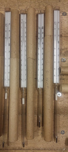 Laboratoorsed termomeetrid (10 foto / 10)