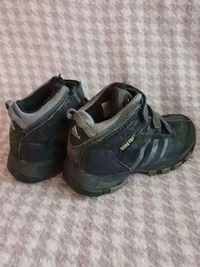 S.31 Adidase saapad (3 foto / 3)