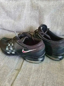 S.36.5 Nike tossud (2 foto / 3)