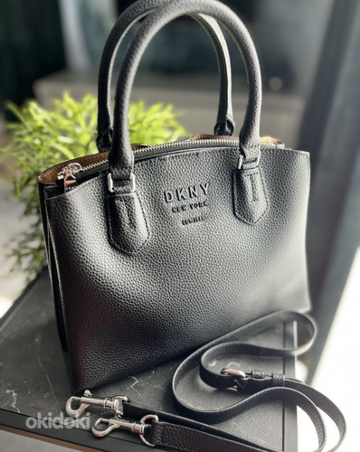 DKNY