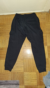 Spordipüksid Under Armor (2 foto / 2)
