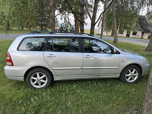Toyota Corolla 2.0 66kw D4D 2003 (5 foto / 10)