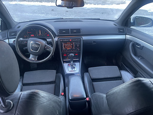 AUDI A4 S-LINE SPORT PACKAGE 2.0 TDI 103kW (2007) (7 фото из 7)