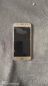 Samsung Galaxy J3 (2017) (3 foto / 3)