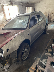 Subaru Impreza (5 фото из 8)