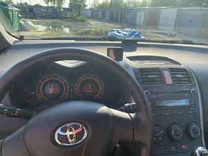 Toyota Auris 2007 1.4 71кВ coupe / light blue (5 фото из 5)