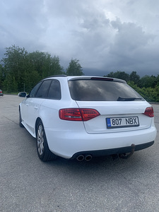 Audi a4 b8 Avant 2010 2.0 disel (2 foto / 13)