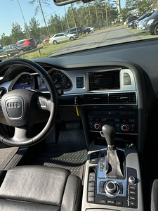 Продается AUDI A6 Allroad 2007 (9 фото из 10)