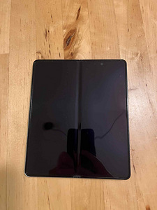 Samsung Galaxy z fold 5 (9 foto / 9)