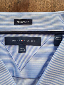 Meeste triiksärk Tommy Hilfiger (2 foto / 3)