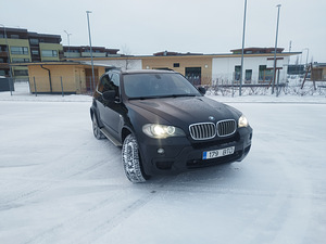 BMW X5 210 kw 2008 (2 foto / 8)
