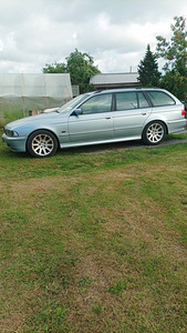 M/V BMW 530d 142kw manuaal (5 foto / 6)