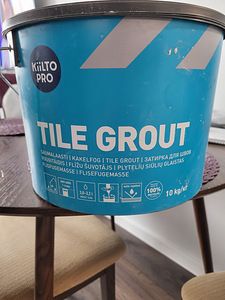 Plaatide vuugisegu valge, 6 kg Kiilto (1 foto / 2)